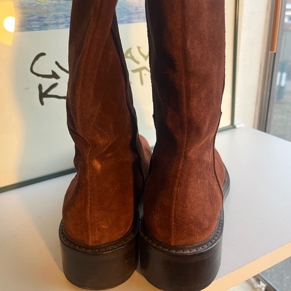Beautiful Vince Equestrian brown suede boots, made in Italy, size 7, old money - Picture 5 of 16